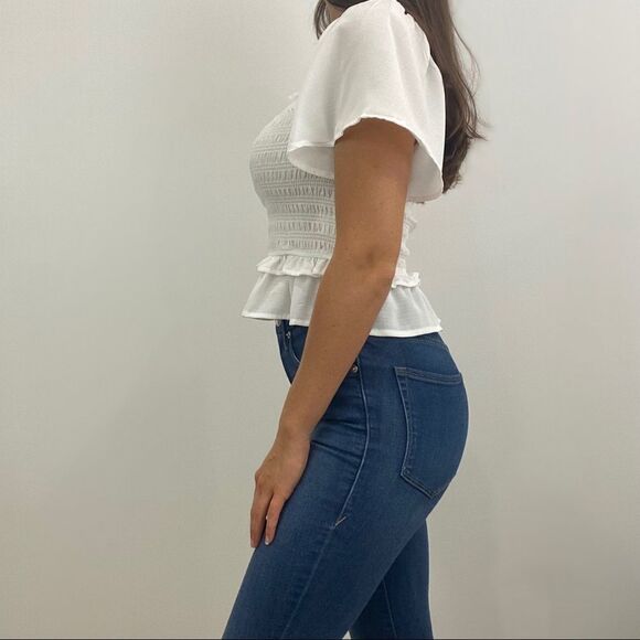 NWT Anthropologie White Smocked Crop Top with Flutter Sleeve - Picture 4 of 5